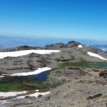 TODOSIERRANEVADA ZONA BAJA - EDIFICIO ATLAS - VISTAS A LA MONTANA - Junto a los Telecabinas Serra Nevada Exterior foto