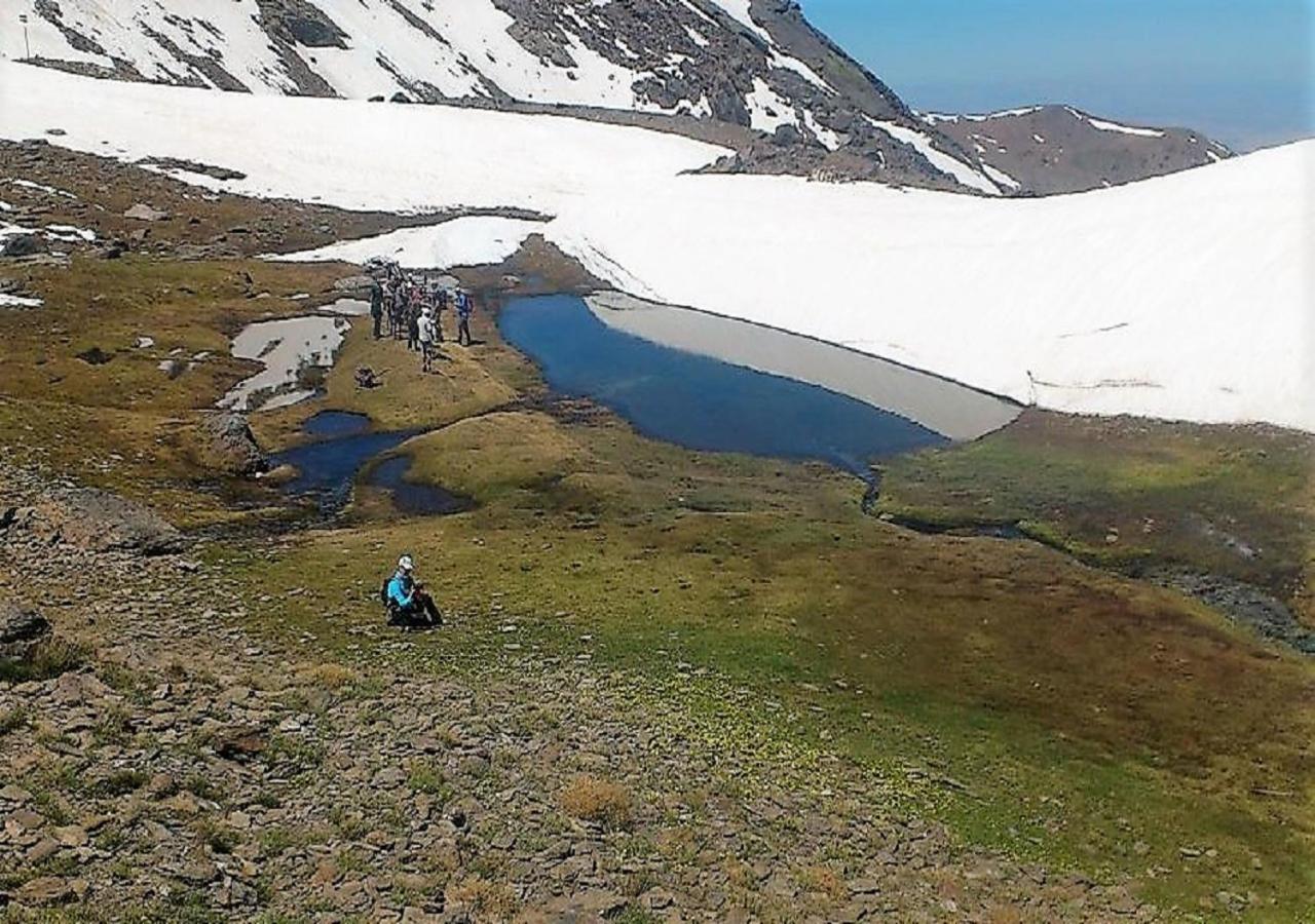 TODOSIERRANEVADA ZONA BAJA - EDIFICIO ATLAS - VISTAS A LA MONTANA - Junto a los Telecabinas Serra Nevada Exterior foto
