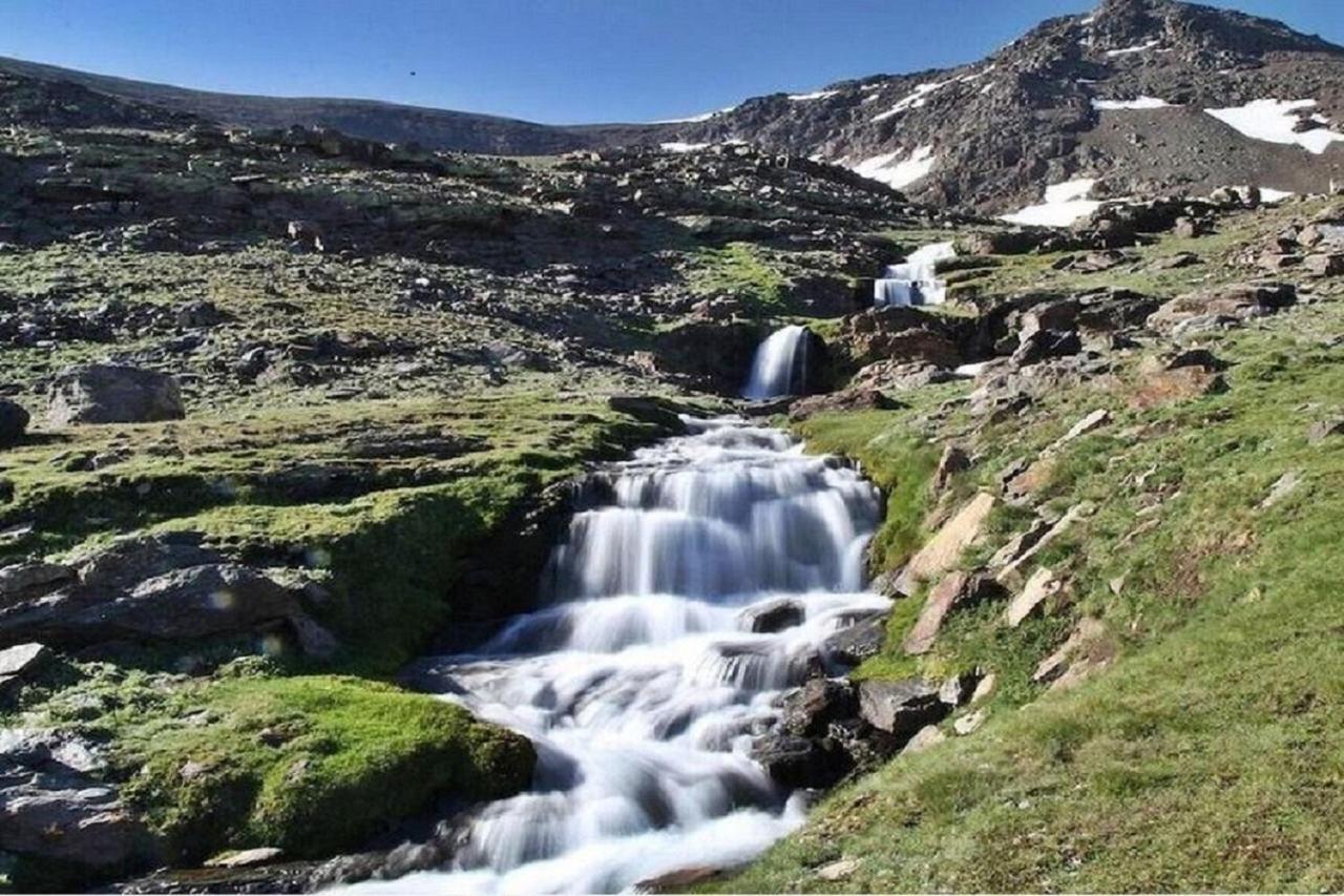 TODOSIERRANEVADA ZONA BAJA - EDIFICIO ATLAS - VISTAS A LA MONTANA - Junto a los Telecabinas Serra Nevada Exterior foto